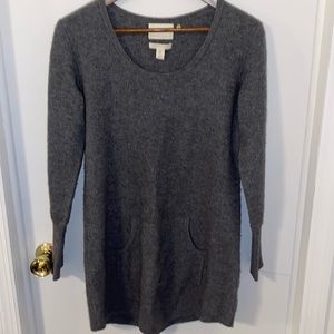 Excellent Condition Cynthia Rowley 100% cashmere tunic sweater